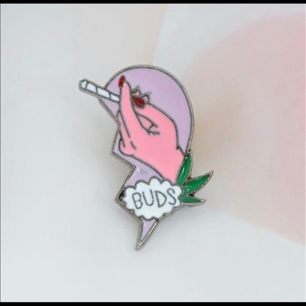 *LAST ONE*Hilarious Best Buds Pin Set - Picture 6 of 7